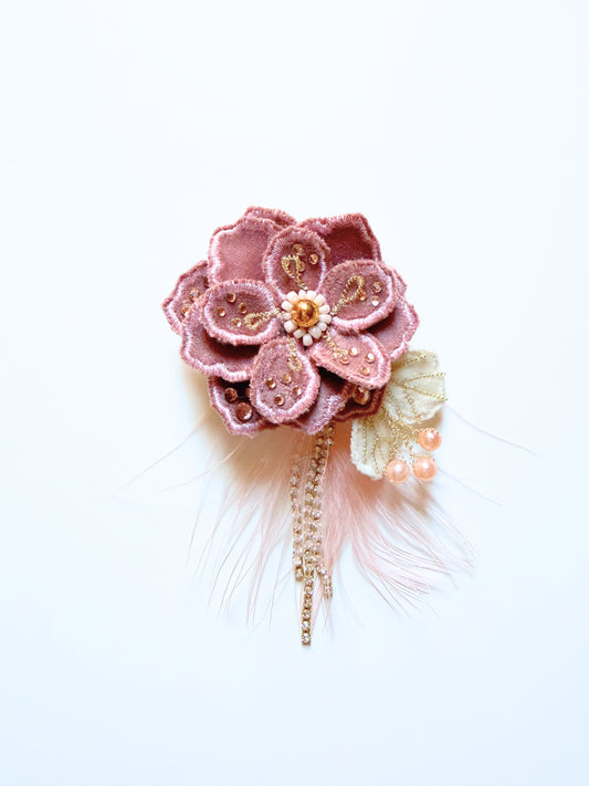 FLOWER BEADED BROOCH