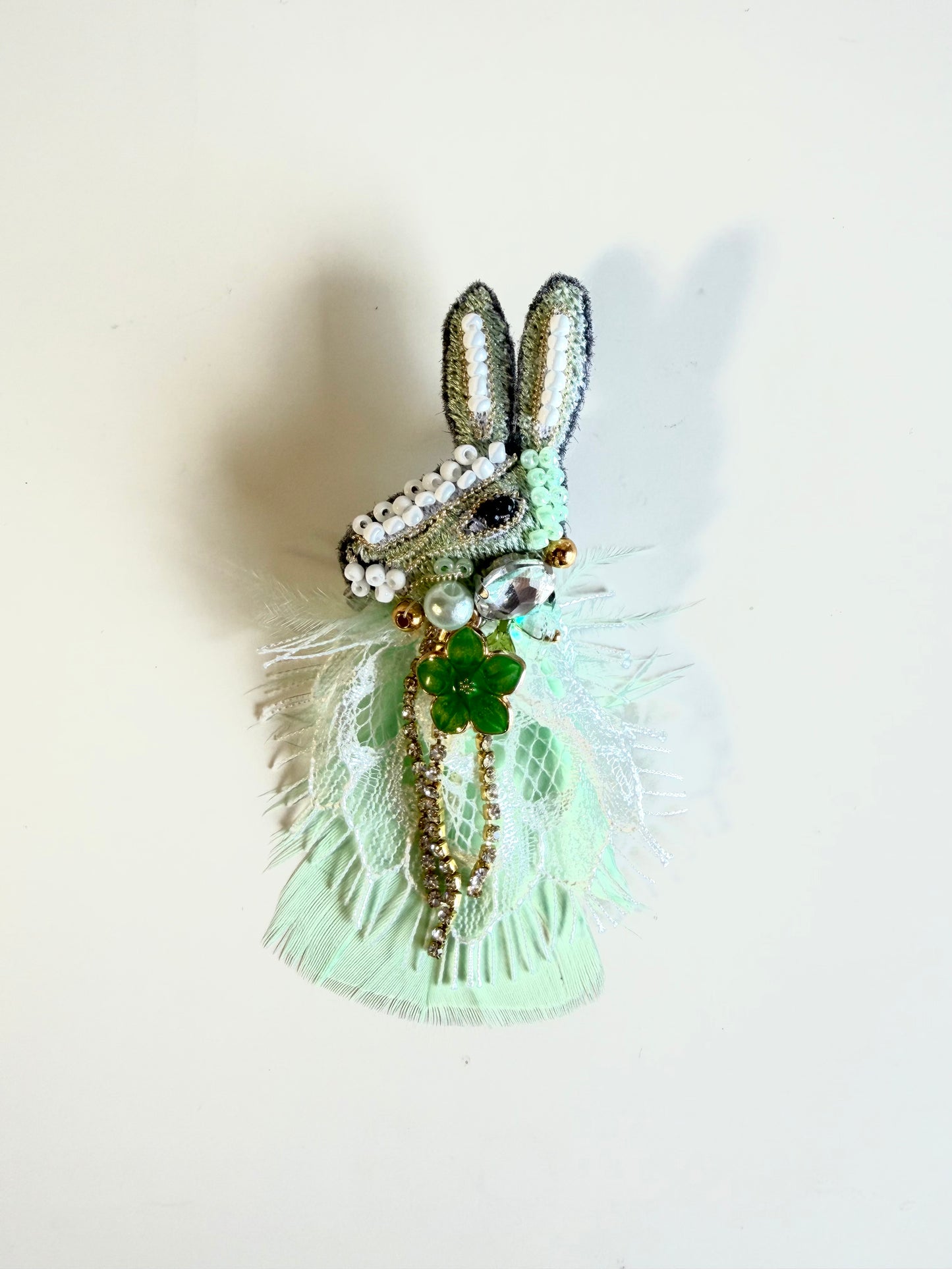 CUTE BUNNY BEADED BROOCH