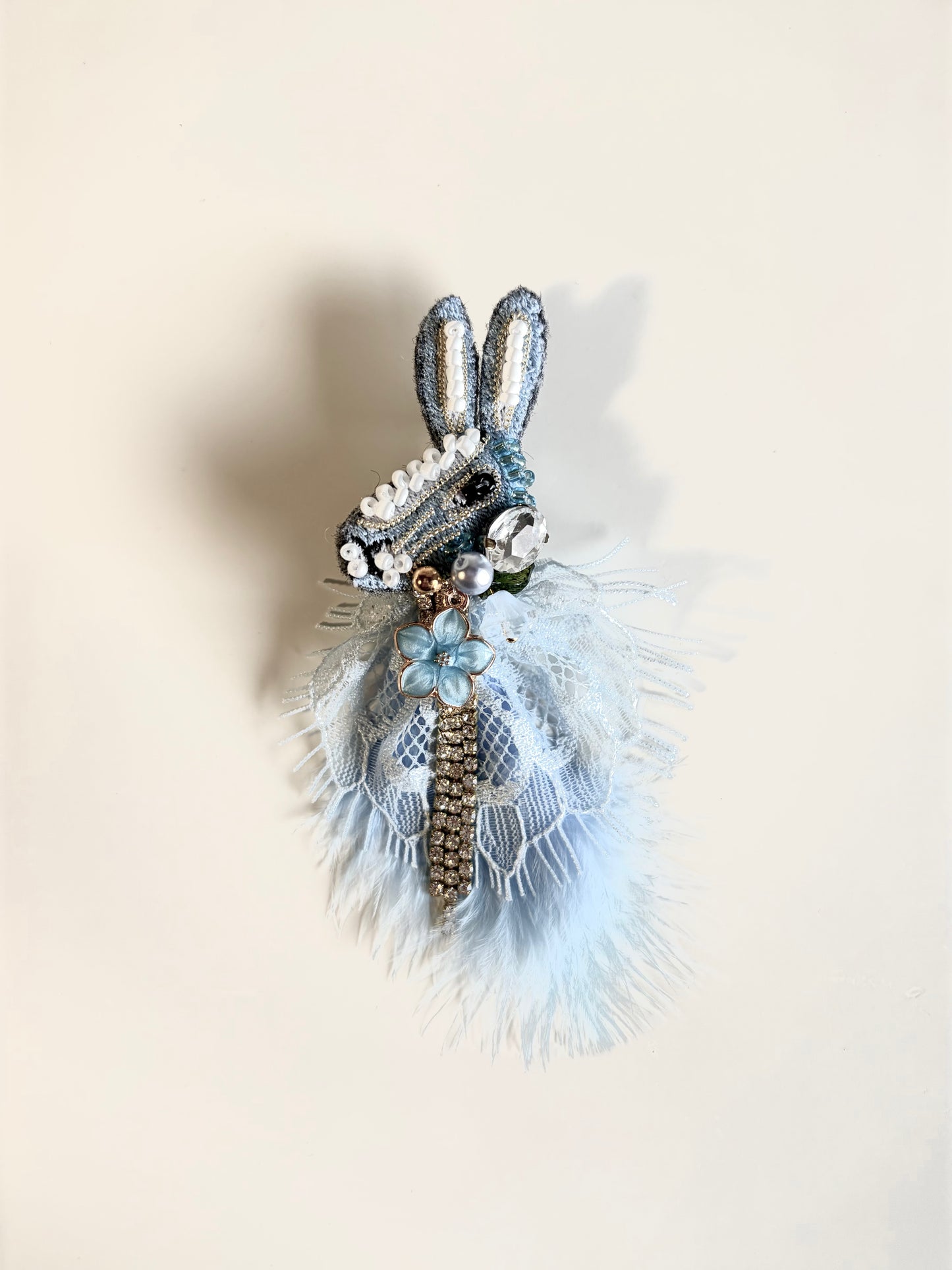 CUTE BUNNY BEADED BROOCH